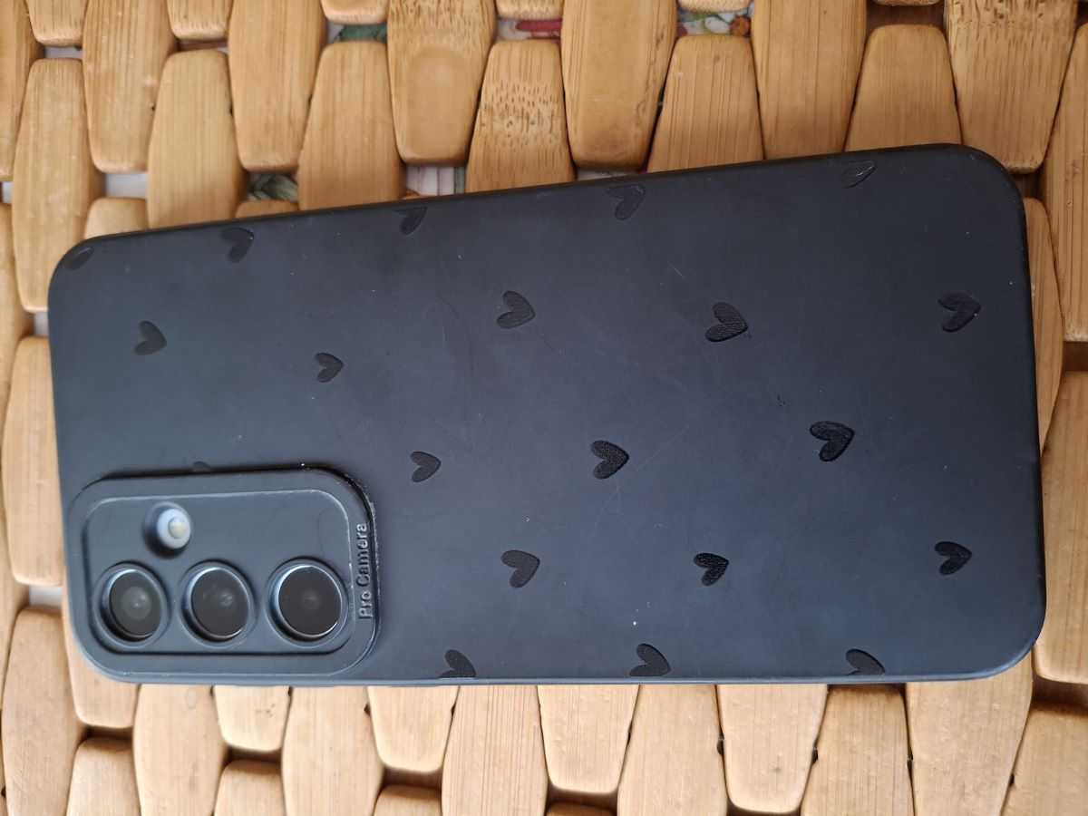 Najden predmet: Mobilni telefon Samsung