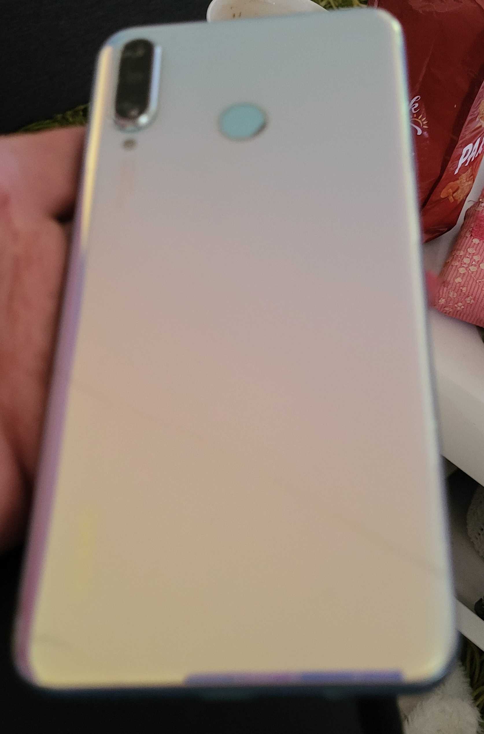 Najden predmet: Telefon huawei